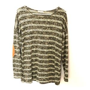 Viamor - Striped Sweater